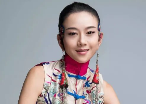杨丽萍的豪华宫殿被查,内部肮脏不堪,网友直呼封的好,究竟咋回事?