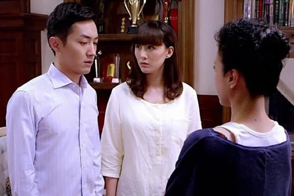提交离婚诉讼书遭丈夫暴打,离婚冷静期真的还有必要吗?