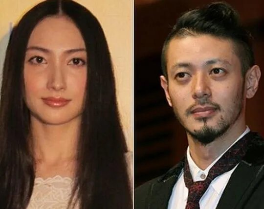 女星香椎由宇灰原哀图片 顺利产第三子母子平安
