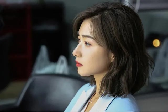 《乘风破浪的姐姐里面,为什么万茜那么受女明星的欢迎?