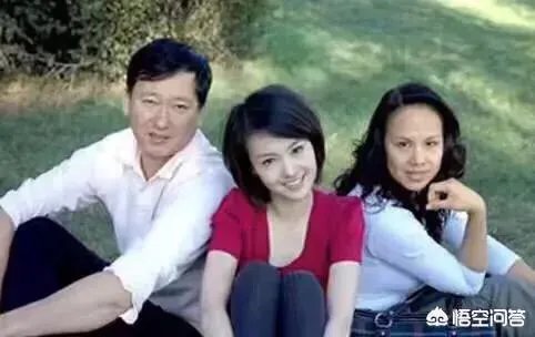如何看待沈阳沈北某小区着火,郑爽爸爸冲进火场救人?
