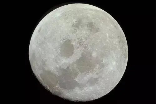 月球正在冷却缩小,未来月球会消失吗?