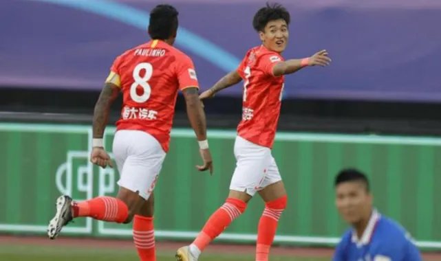 广州恒大2-0大胜上海申花,两队的实力差距有多大?