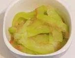 西瓜皮怎么做菜好吃?