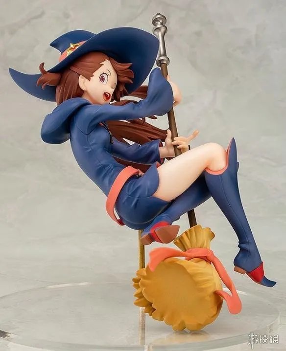 这白腿翘臀是心动的感觉！《小魔女学园》亚可手办