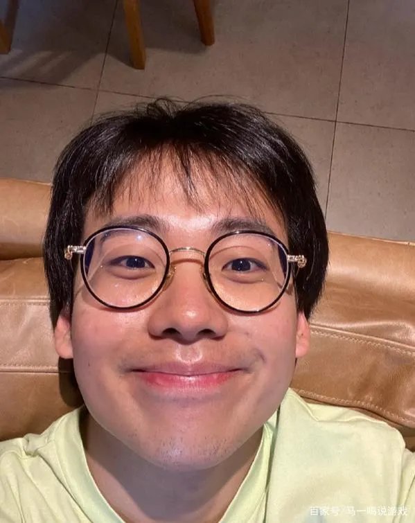 为什么郭麒麟现在登上了这么多的综艺,背后到底有谁在为其撑腰?