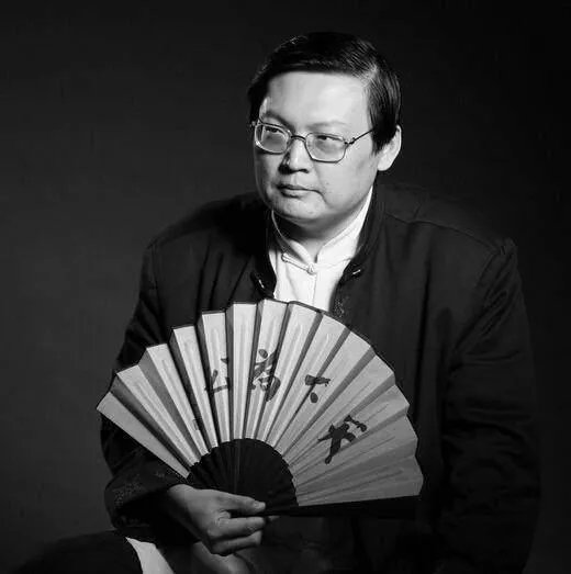 如何评价梁宏达?
