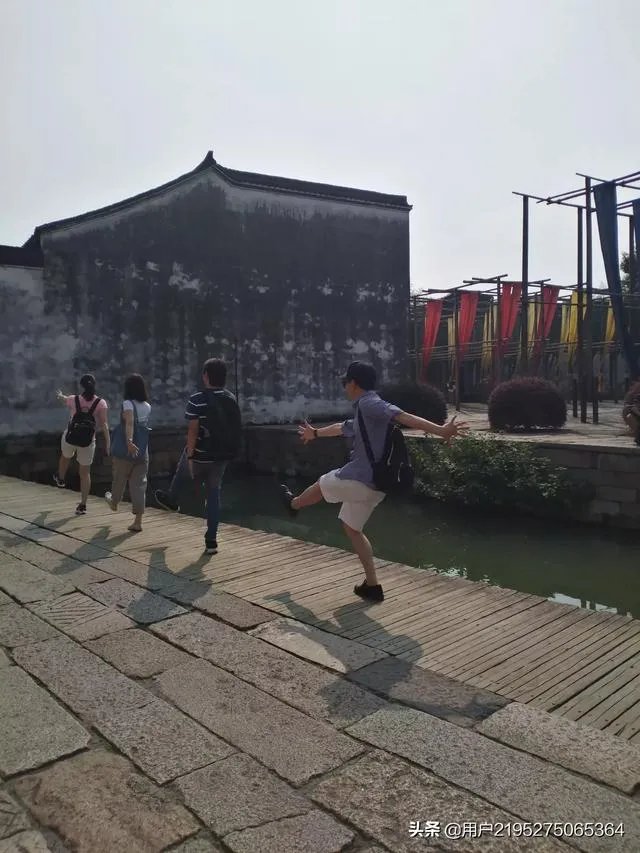 上海南站到乌镇路怎么坐车最方便且最便宜?