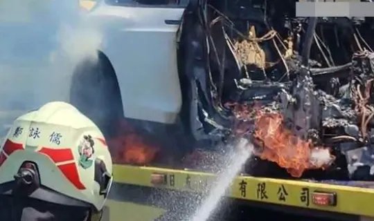 驾驶特斯拉!林志颖父子出车祸,如何才能避免此类事故的发生?