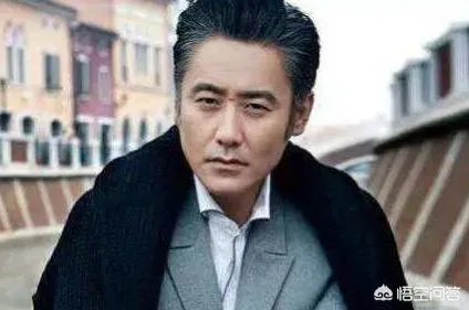 张若昀和唐艺昕公布婚讯,为什么很多人要跳出来说她和吴秀波这件根本没有的事情呢?