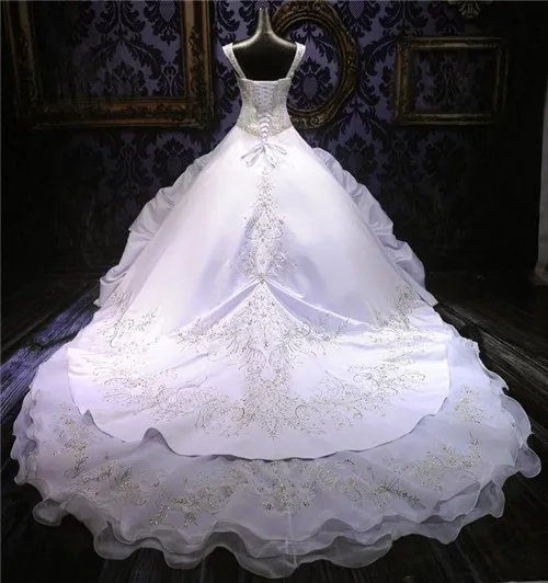 西安婚纱礼服租赁一般多少钱 租赁婚纱礼服要注意什么