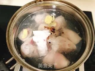 猪脚黄豆汤
