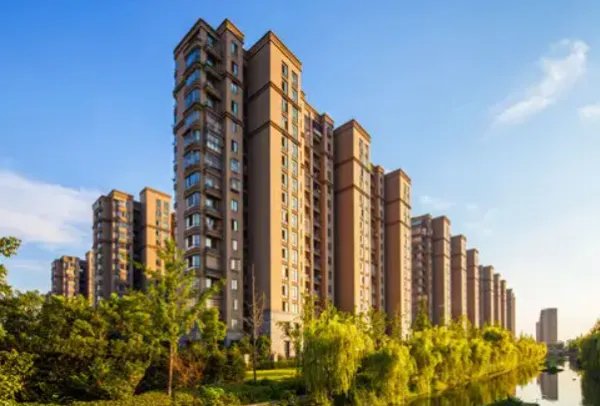全国近八成地级市房价低于万元,房地产行业会迎来怎样的变化?