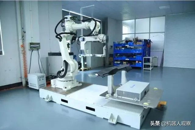 智能化机器人可以代替服装厂缝制工人吗?