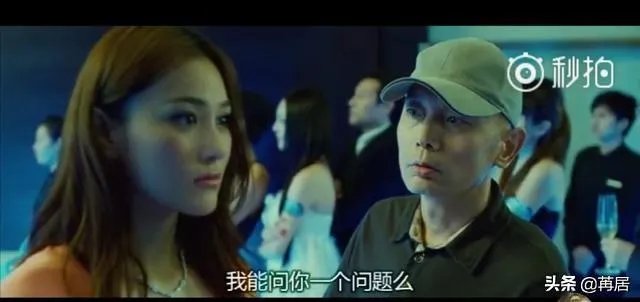 张馨予晒出自己摆摊的旧照片，是否暗示将要转行？