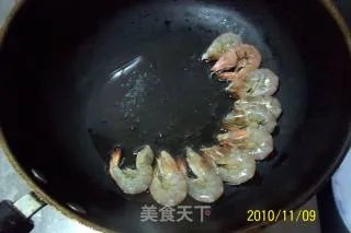 【小渔夫私房菜】---《鲜虾大蒜烧豆腐》