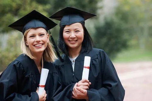 代表建议9年义务教育延至12年,这样做有什么好处?
