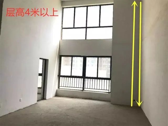 谁家还做石膏板吊顶?早知天花板装这种这么显档次,我家也装了!
