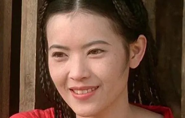 蓝洁瑛落魄时,为什么没有人帮她?