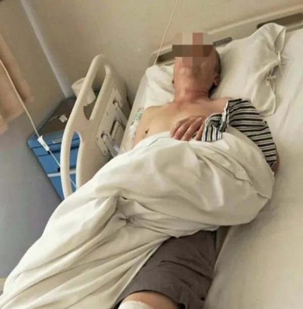 老人公园遛狗中箭弓箭持有者是否找到?