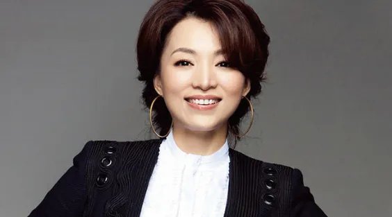 5大被赵本山逼疯的主持人,董卿没忍住,郭德纲也招架不住,你知道还有谁?