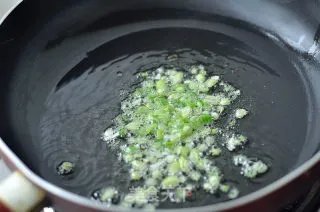 葱油扫帚苗