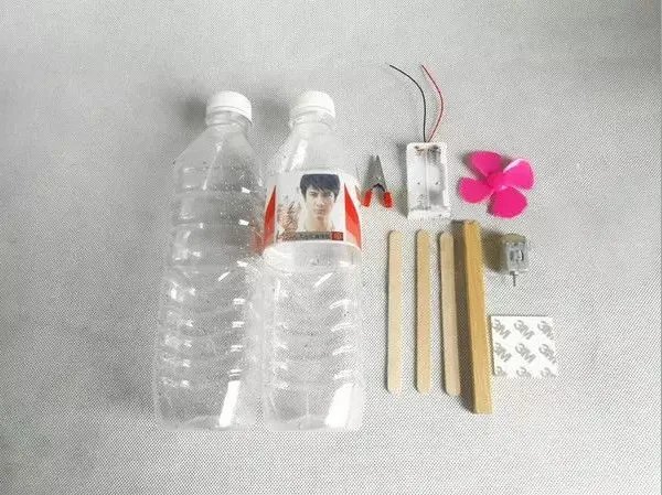 怎样制作一个根据原理的科技小制作?