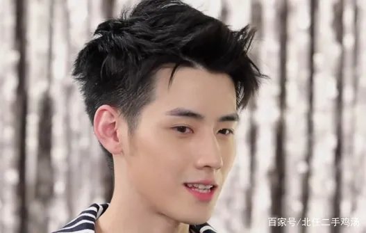 任豪被官媒点名,终于发文道歉,对此大家怎么看呢?