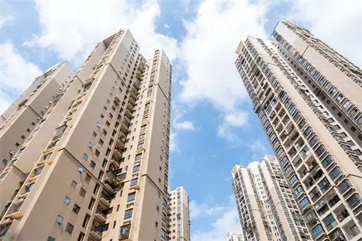 全国近八成地级市房价低于万元，房地产行业会迎来怎样的变化？