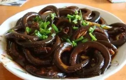 襄阳有哪些美食街,有哪些特色菜?