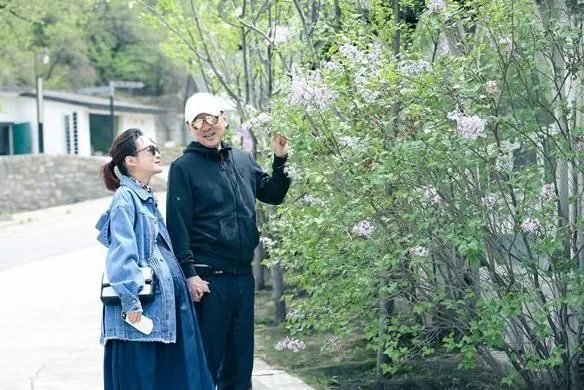 结婚十几年也可以很浪,日常互怼相处,蒋勤勤和陈建斌相处的是什么模式?