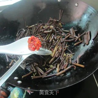 蒜白山里蕨菜