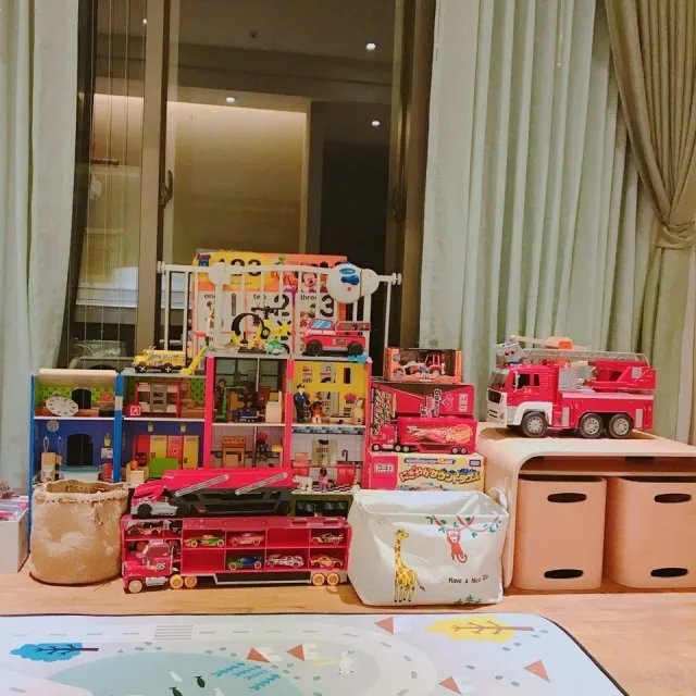 周杰伦气哭，同是养两孩为嘛范玮琪的豪宅还那么仙