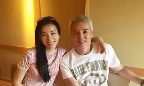 张庭夫妇仅通过层层协议控制公司,这对他们有什么好处?