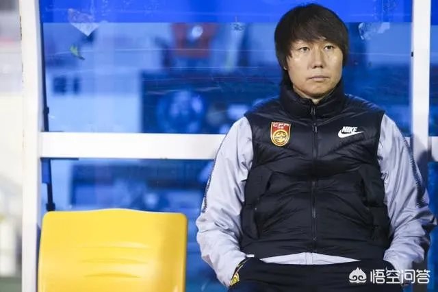 李铁带领的中国男足在东亚杯获得了季军,大家怎么看?