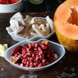 介绍几种木瓜炖汤的做法,家常点的