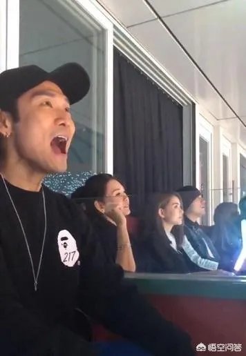 张学友演唱会大咖云集,明星追星比普通人还疯狂吗?