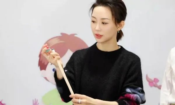 潘晓婷回应邓超约她一战,这下邓超应该慌了吧?