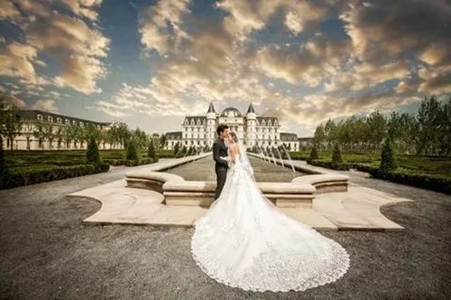 北京水晶之恋婚纱照怎么样 北京有哪些个性婚纱摄影