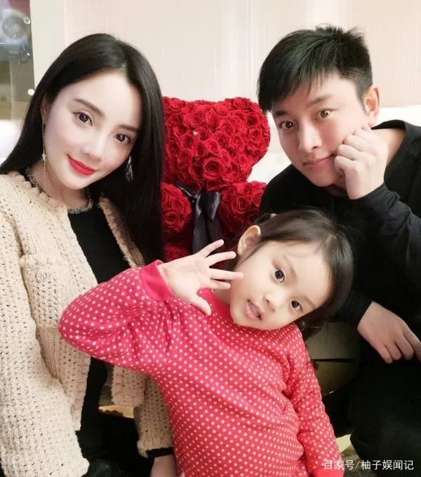李小璐贾乃亮为何离婚?背后有什么不为人知的秘密?