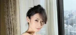 15岁女孩跳楼砸死父亲，她为何要跳楼？