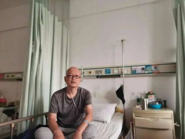 网红抗癌博主被质疑造假