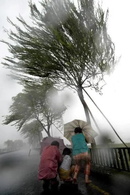 北京暴雨什么时间会达到降雨量最顶峰？哪个区域最为严重？