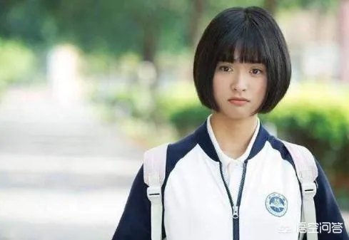你们觉得郑爽与沈月谁最好看?
