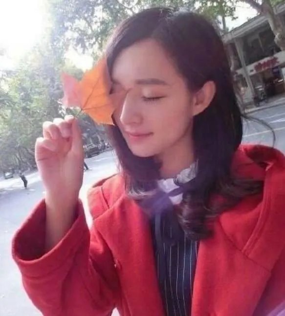 八张照片有七个是杨幂的替身,你能猜对了吗