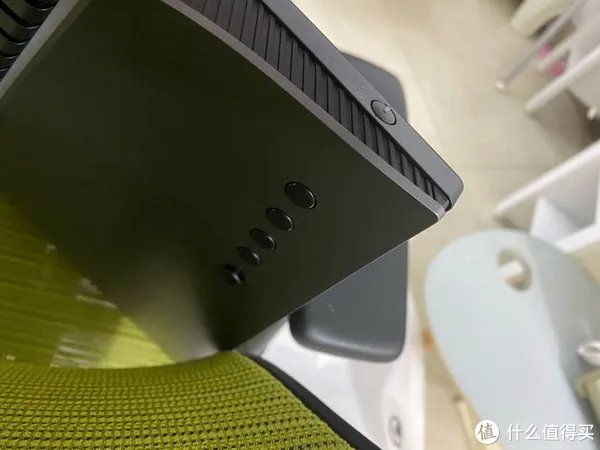 戴尔显示器