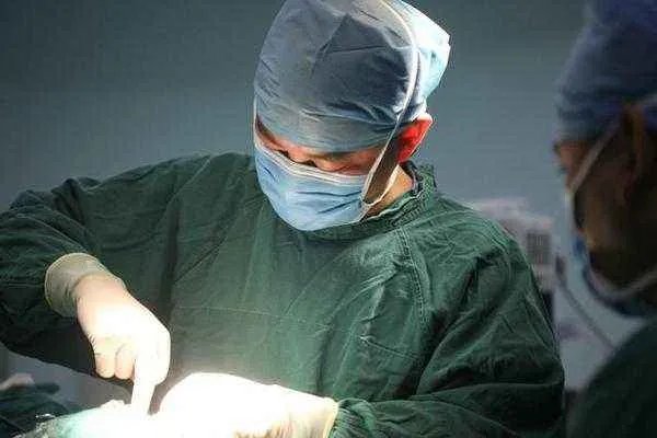 黄鸿升家属同意遗体解剖,解剖遗体有什么重要作用?