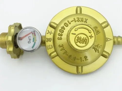 煤气灶减压阀如何调节
