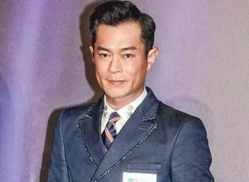 古天乐回应颈椎神经受伤病情,发文报平安称已痊愈,他的状态看上去怎么样?