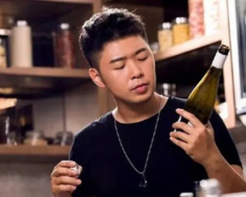 周立波骂杜海涛下跪 小台来的就是这样